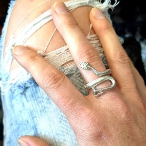 🌮NWT silver snake ring, also available in gold, Medusa Costume Accessory